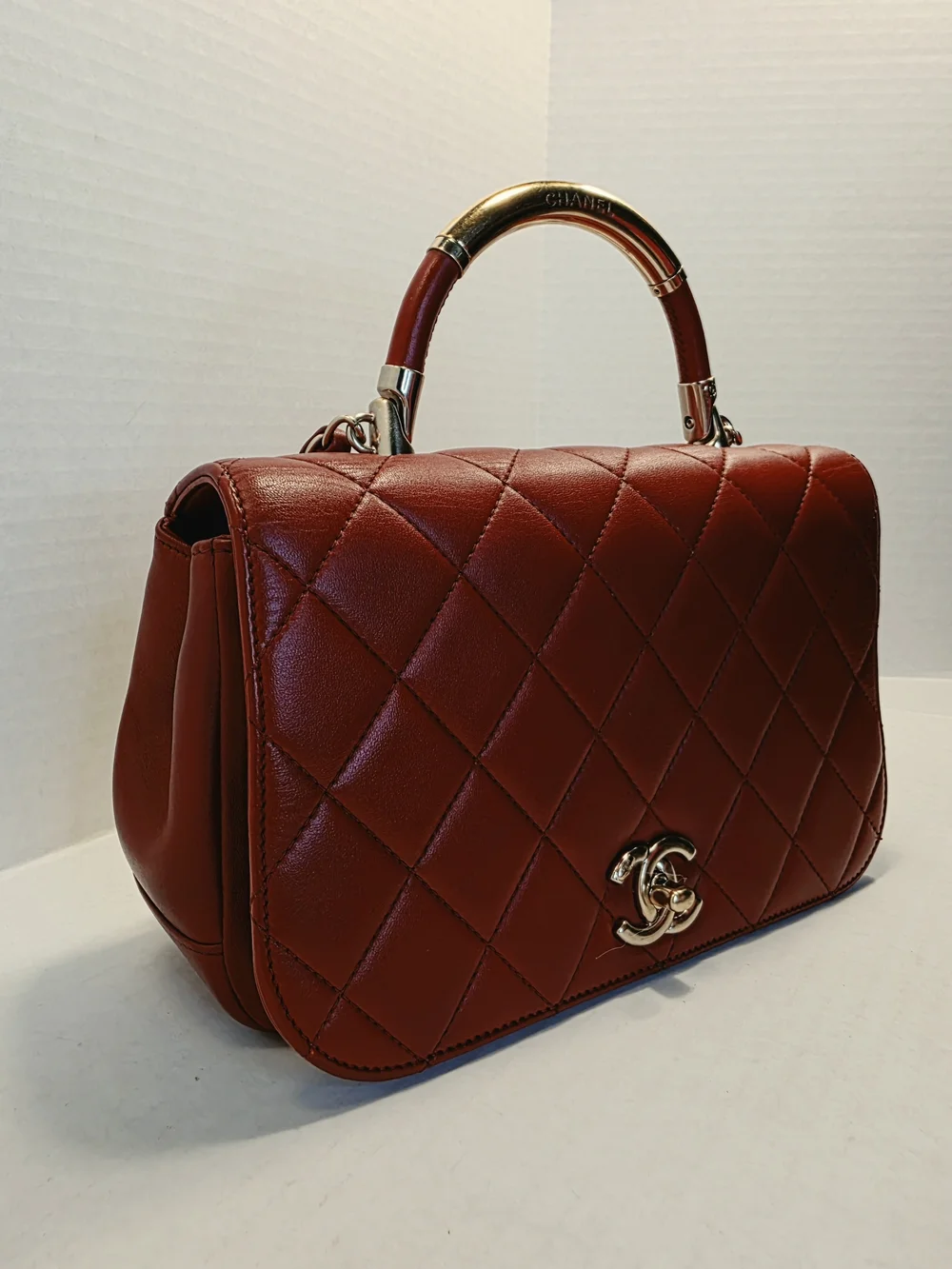 CHANEL Quilted Top Handle Shoulder Bag in Red with Gold Hardware  EUC